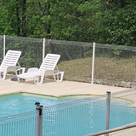 Domme 6 Beds 8p Secluded Woodland With Pool