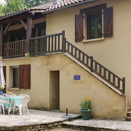 Domme 6 Beds 8p Secluded Woodland With Pool 别墅