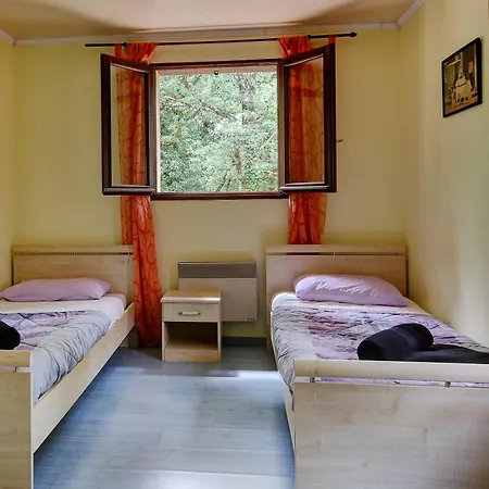 Domme 6 Beds 8p Secluded Woodland With Pool 别墅 *