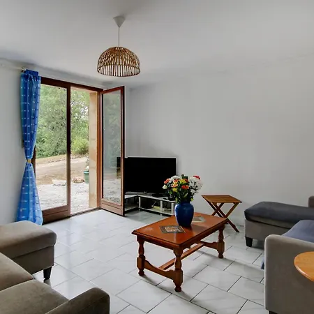 Domme 6 Beds 8p Secluded Woodland With Pool *